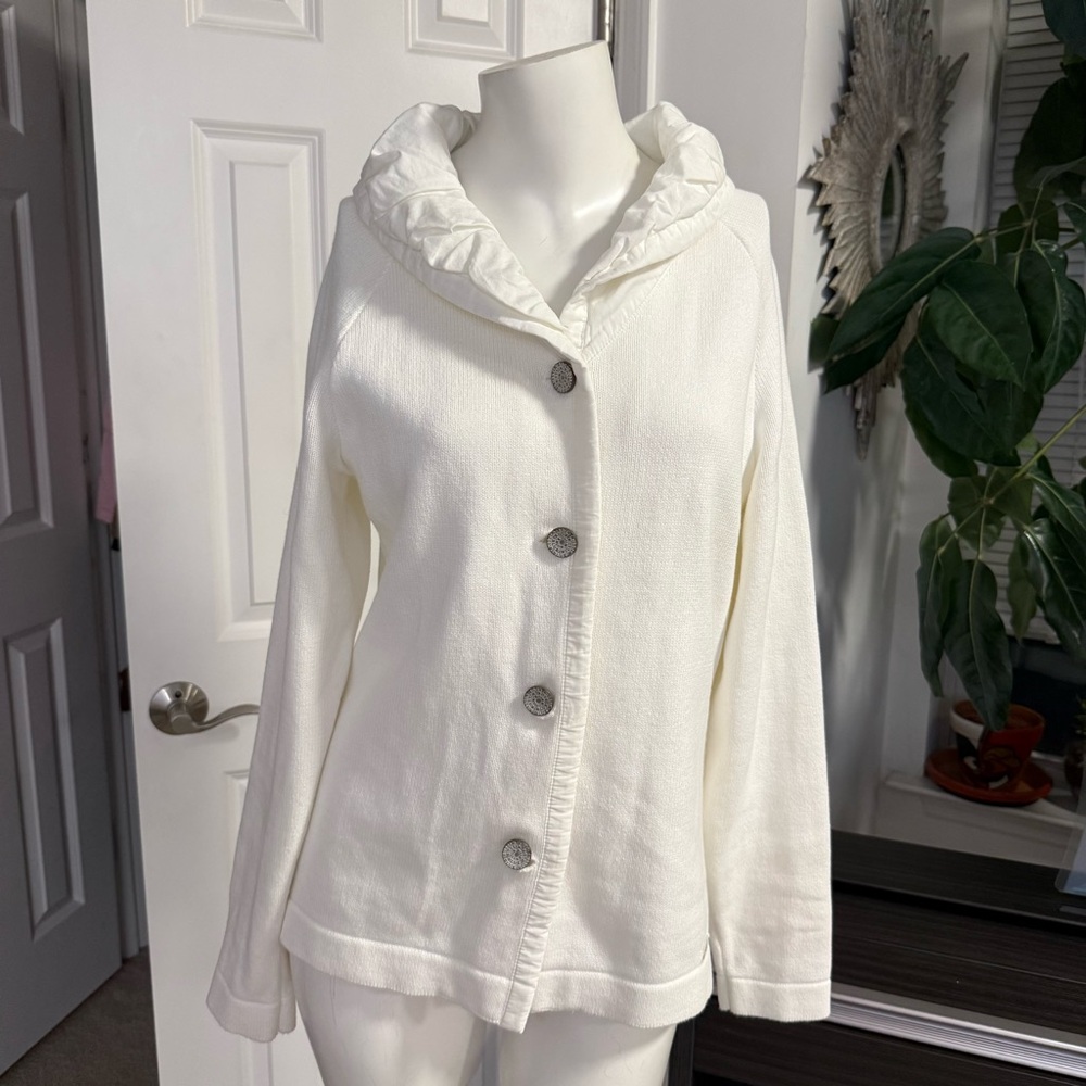 Blue Willi's Cream Knit sweater